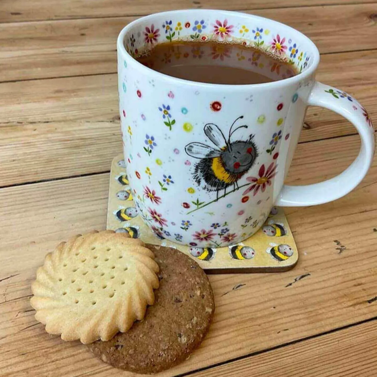 Alex Clark Mug - Bees