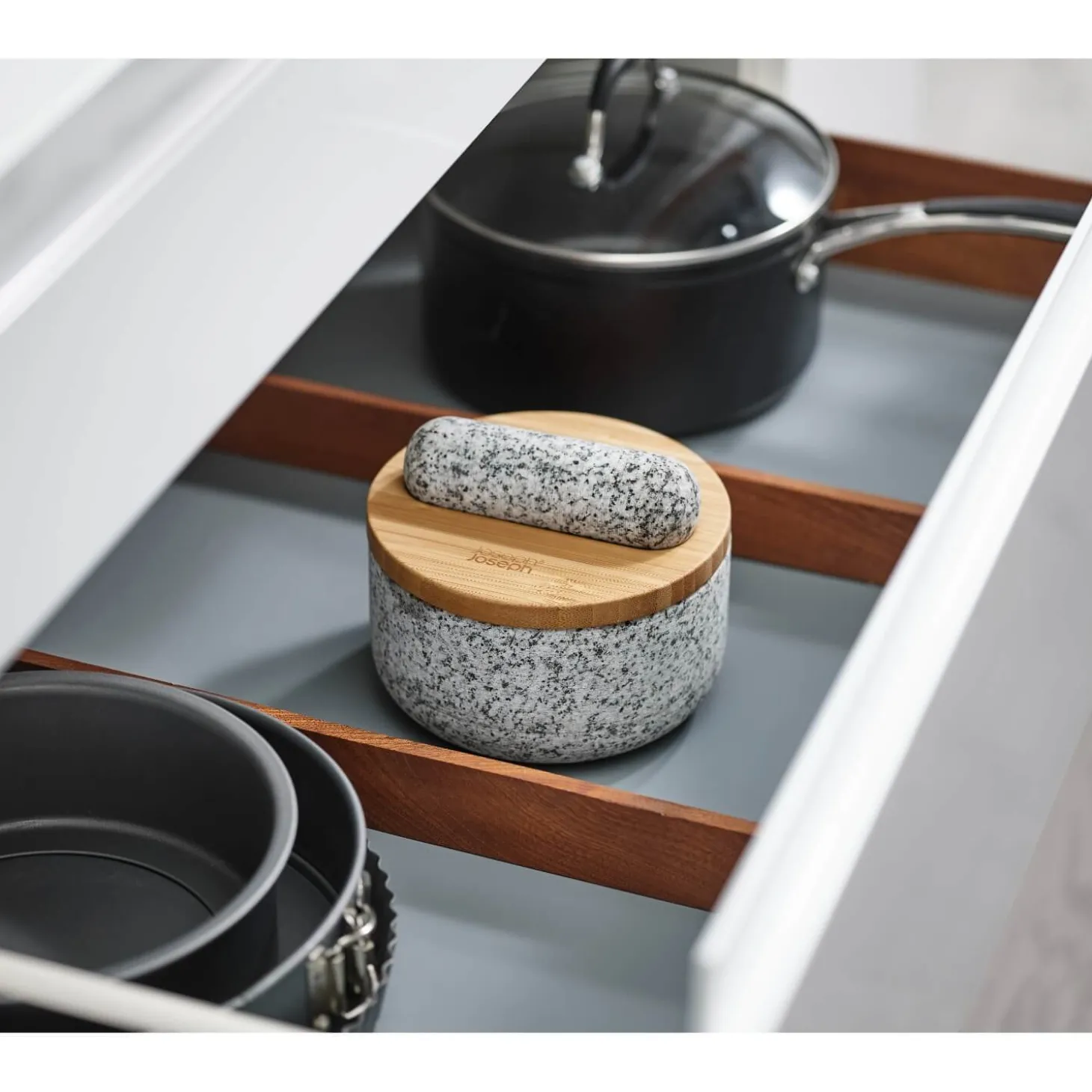 Joseph Joseph Dash Granite Pestle & Mortar with Bamboo Lid