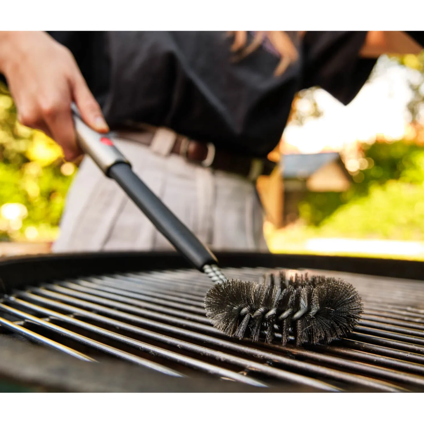 Joseph Joseph GrillOut™ BBQ Retractable Cleaning Brush