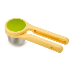 Joseph Joseph Helix Citrus Press - Yellow