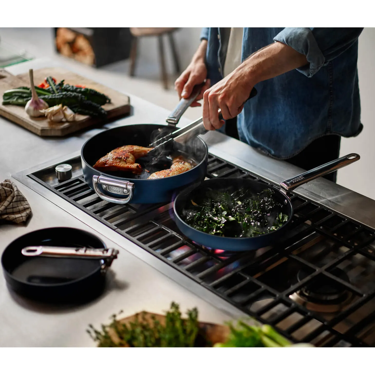 Joseph Joseph Space 28cm Non-Stick Folding Handle Frying Pan - Midnight Blue