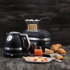 KitchenAid Artisan 5KEK1522BBK 1.5 Litre Kettle - Cast Iron Black