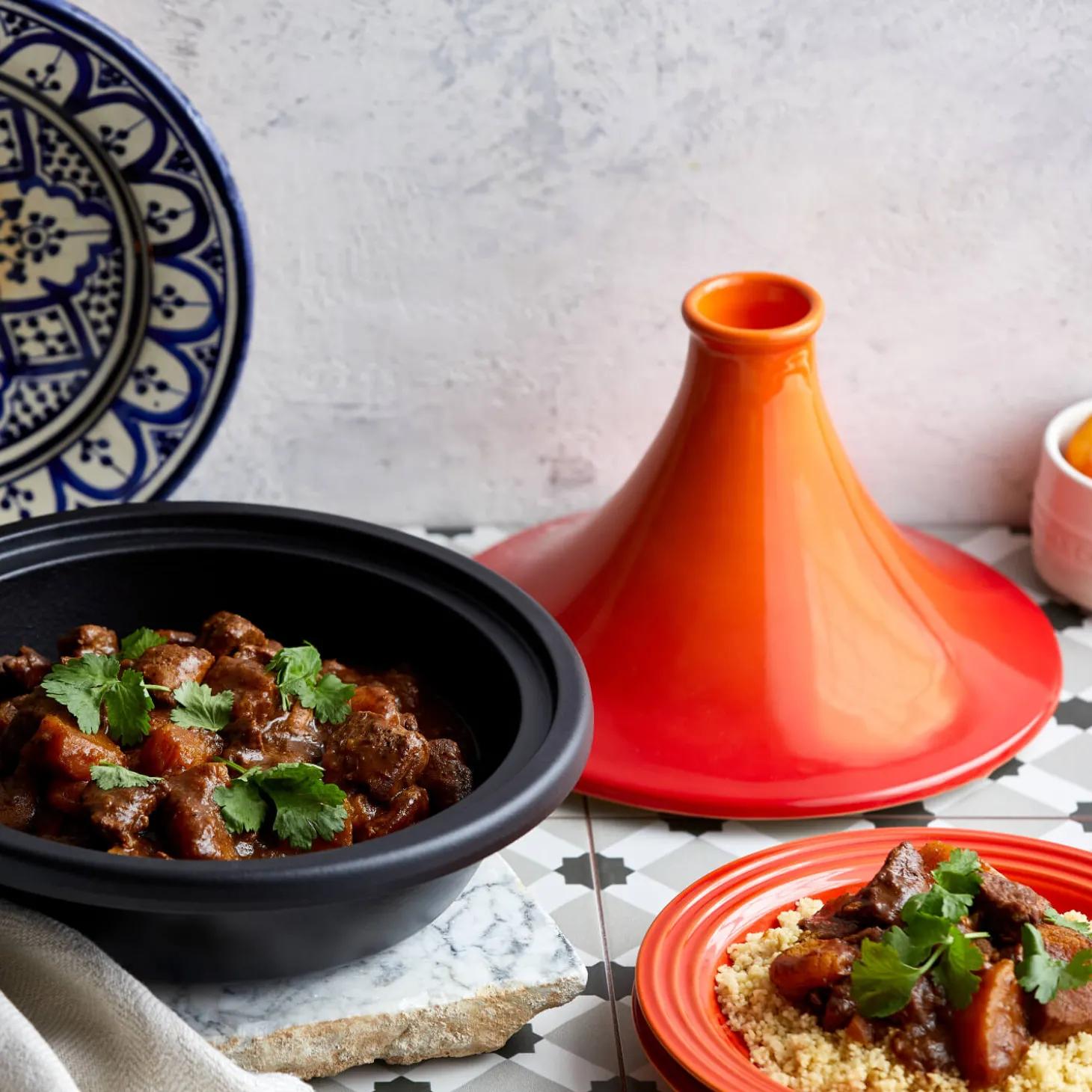 Le Creuset Cast Iron 31cm Round Tagine - Volcanic