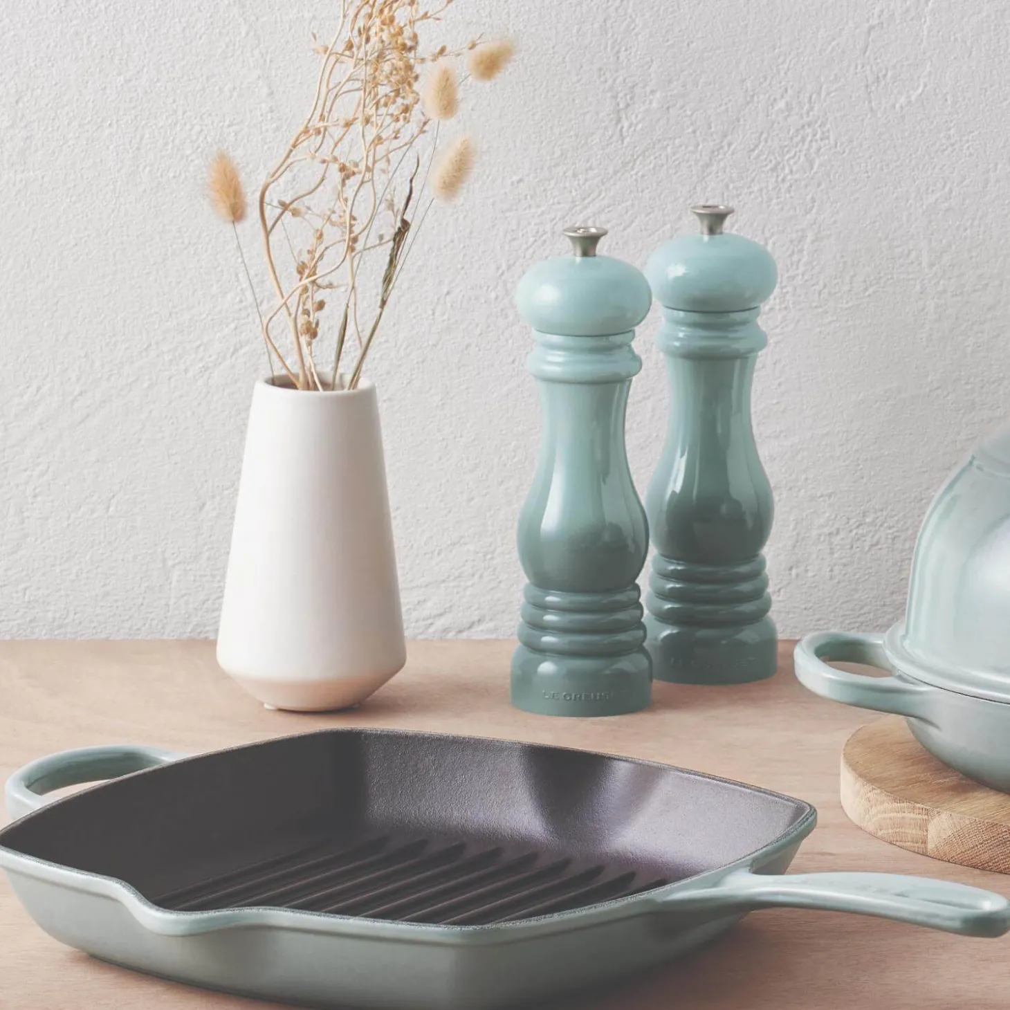 Le Creuset Classic Salt Mill - Sea Salt