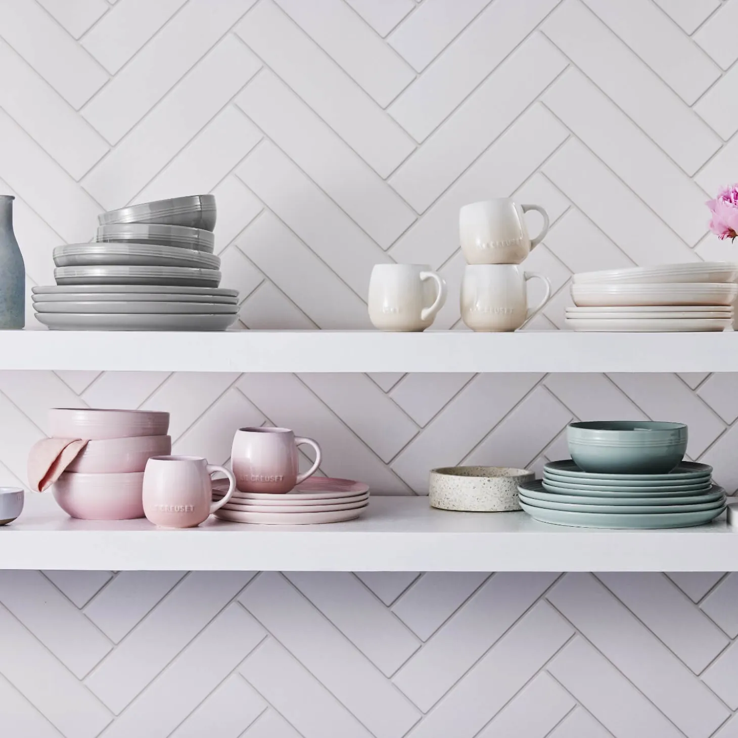 Le Creuset 27cm Stoneware Coupe Dinner Plate - Meringue