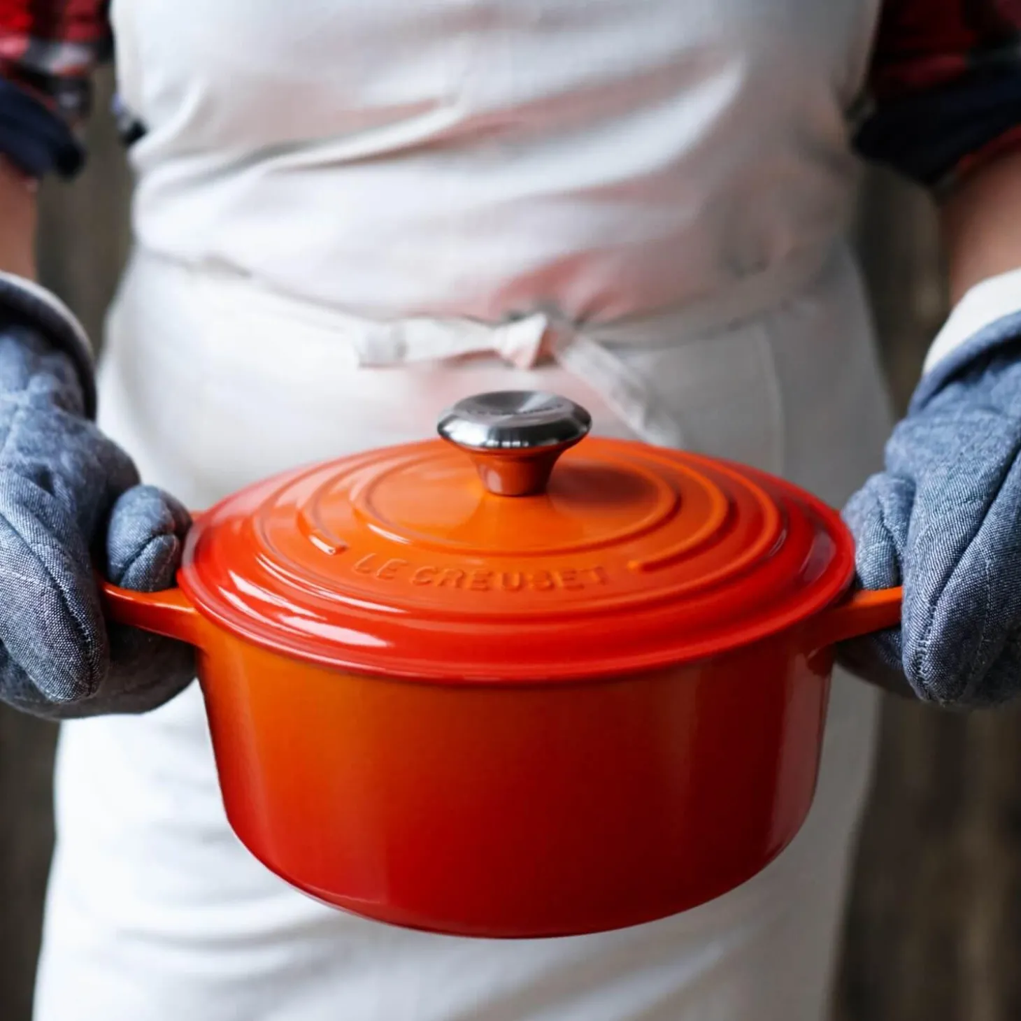 Le Creuset Signature Cast Iron 20cm Round Casserole - Volcanic