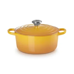 Le Creuset Signature Cast Iron 24cm Round Casserole - Nectar