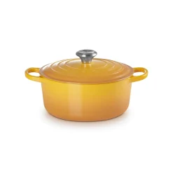 Le Creuset Signature Cast Iron 20cm Round Casserole - Nectar