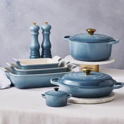 Le Creuset Signature Cast Iron 28cm Round Casserole - Chambray