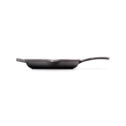 Le Creuset Signature Cast Iron 23cm Round Skillet - Flint