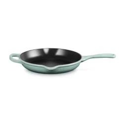 Le Creuset Signature Cast Iron 23cm Round Skillet - Sea Salt