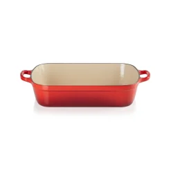 Le Creuset Signature 33cm Cast Iron Roaster - Cerise