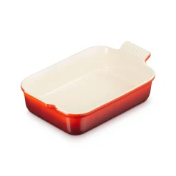 Le Creuset Stoneware Heritage 26cm Rectangular Deep Dish - Cerise