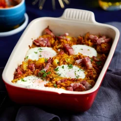 Le Creuset Stoneware Heritage 26cm Rectangular Deep Dish - Cerise