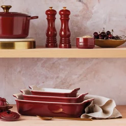 Le Creuset Stoneware Heritage 32cm Rectangular Deep Dish - Garnet
