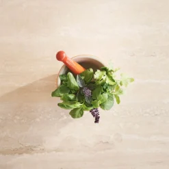 Le Creuset Stoneware Pestle & Mortar - Volcanic