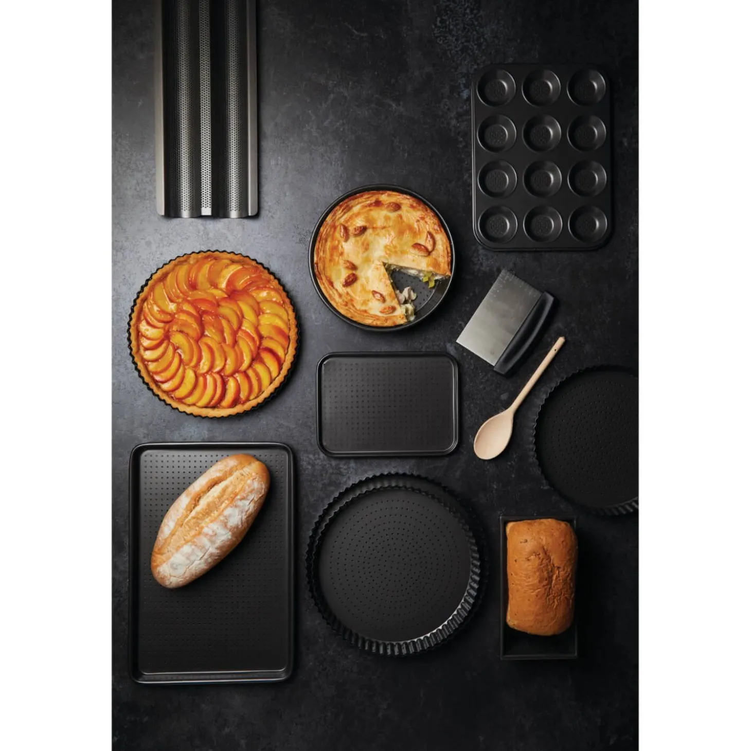 Masterclass Crusty Bake Non-Stick Baking Tray - 24cm
