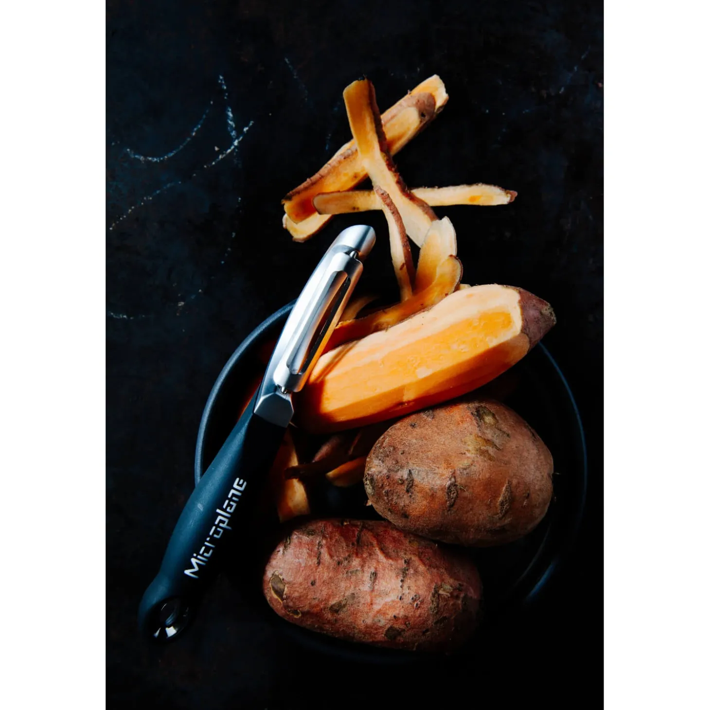 Microplane Professional Swivel Vegetable & Potato Peeler
