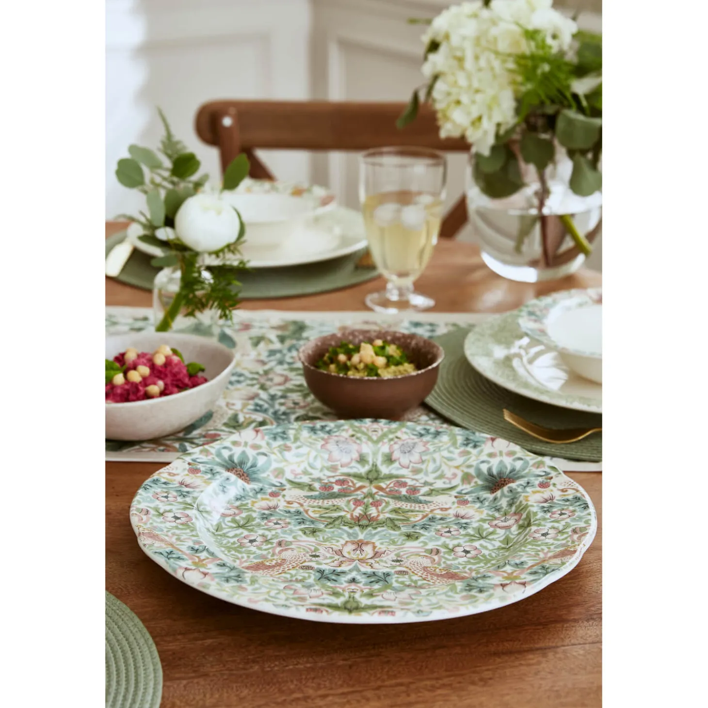 Morris & Co Earthenware Serving Platter - Strawberry Thief