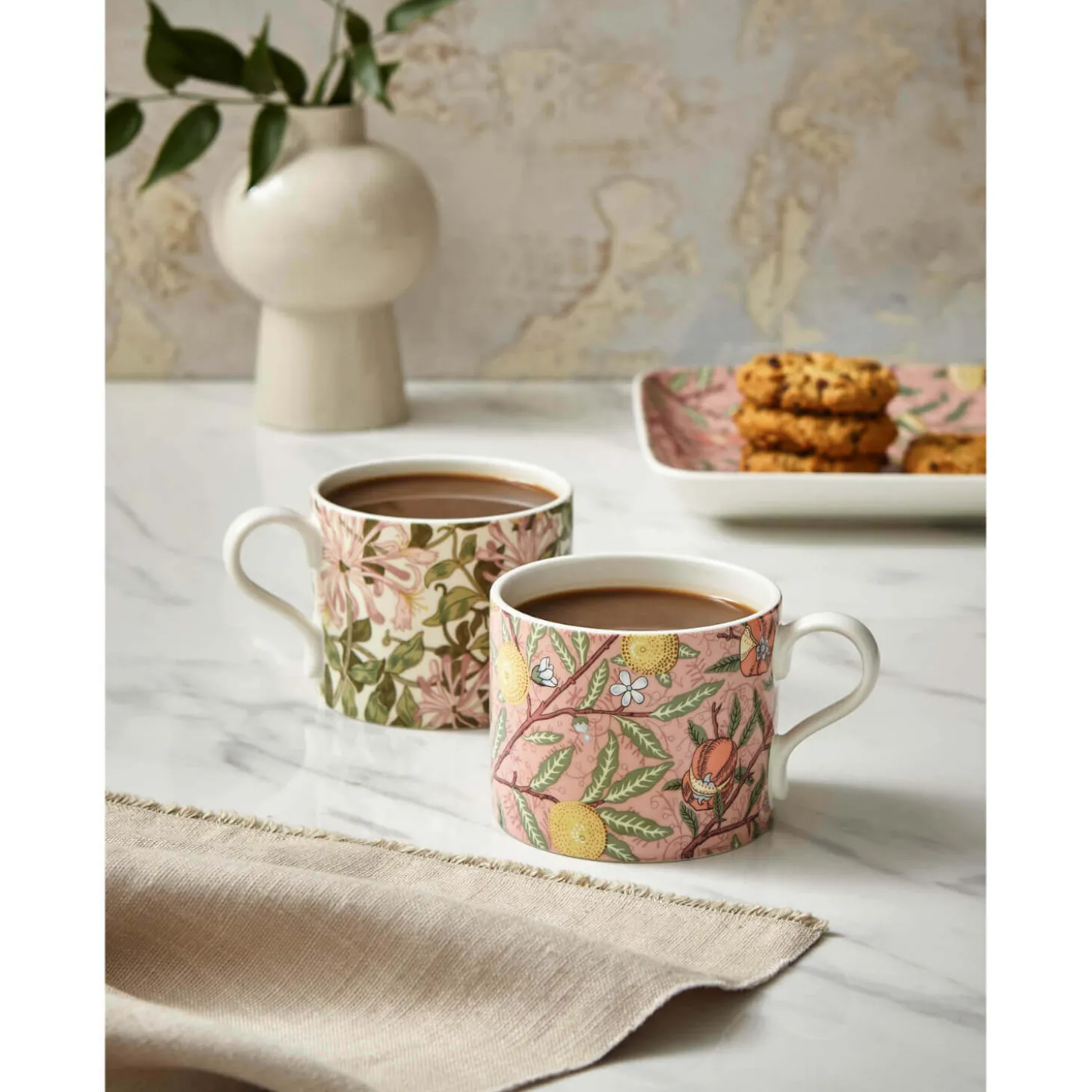 Morris & Co 2 Piece 340ml Porcelain Mug Set - Fruit & Honeysuckle