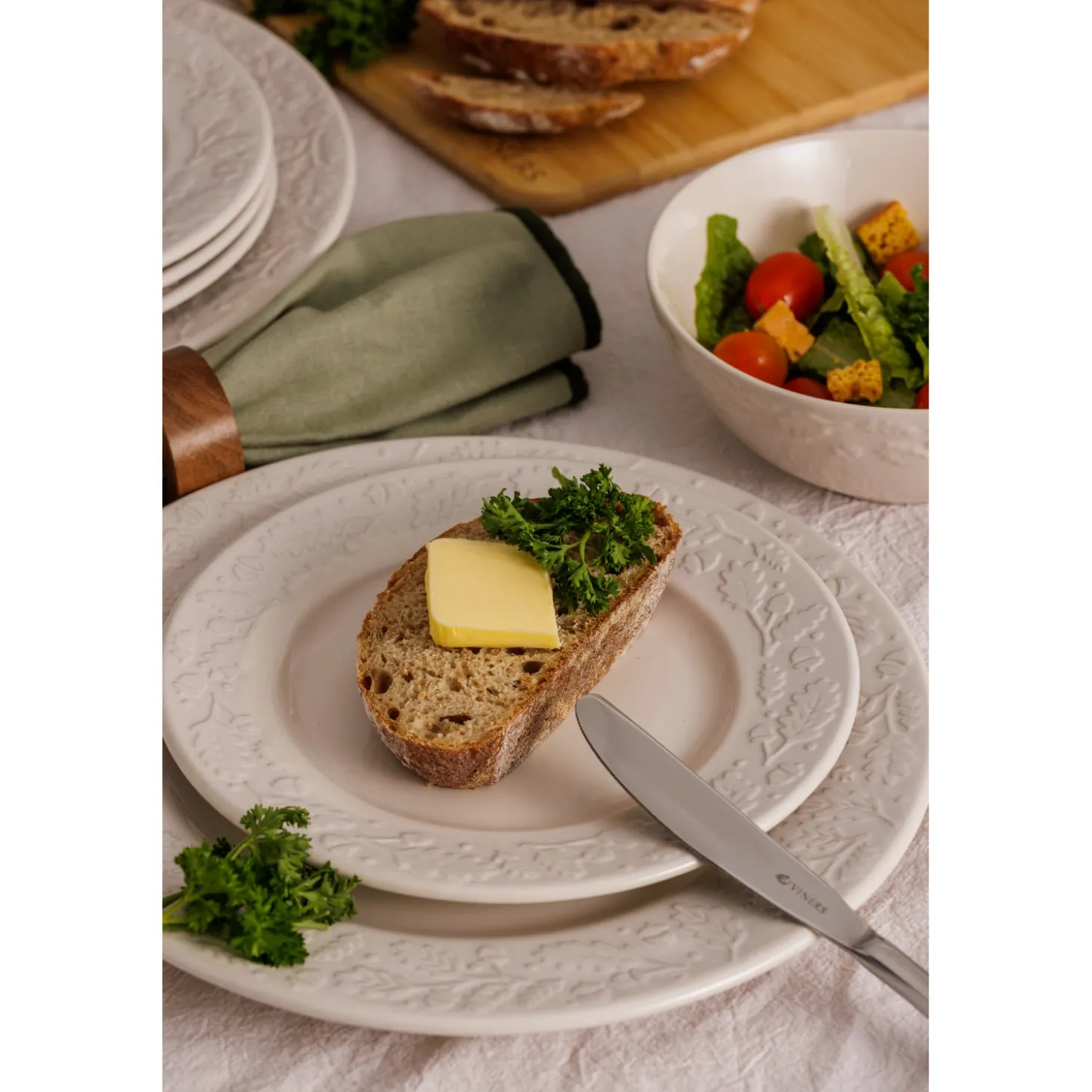 Price & Kensington Acorn 12 Piece Dinner Set