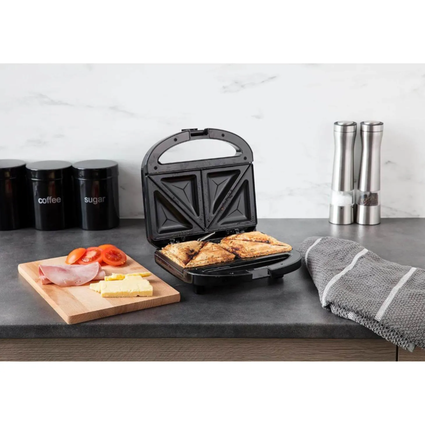 Russell Hobbs 2 Portion Electric Sandwich Toaster - Black