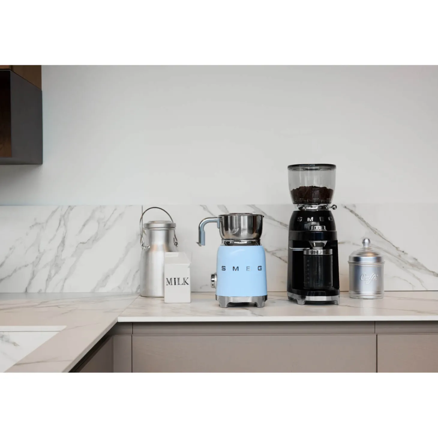 Smeg 50's Style Retro CGF11 Coffee Grinder - Gloss Black