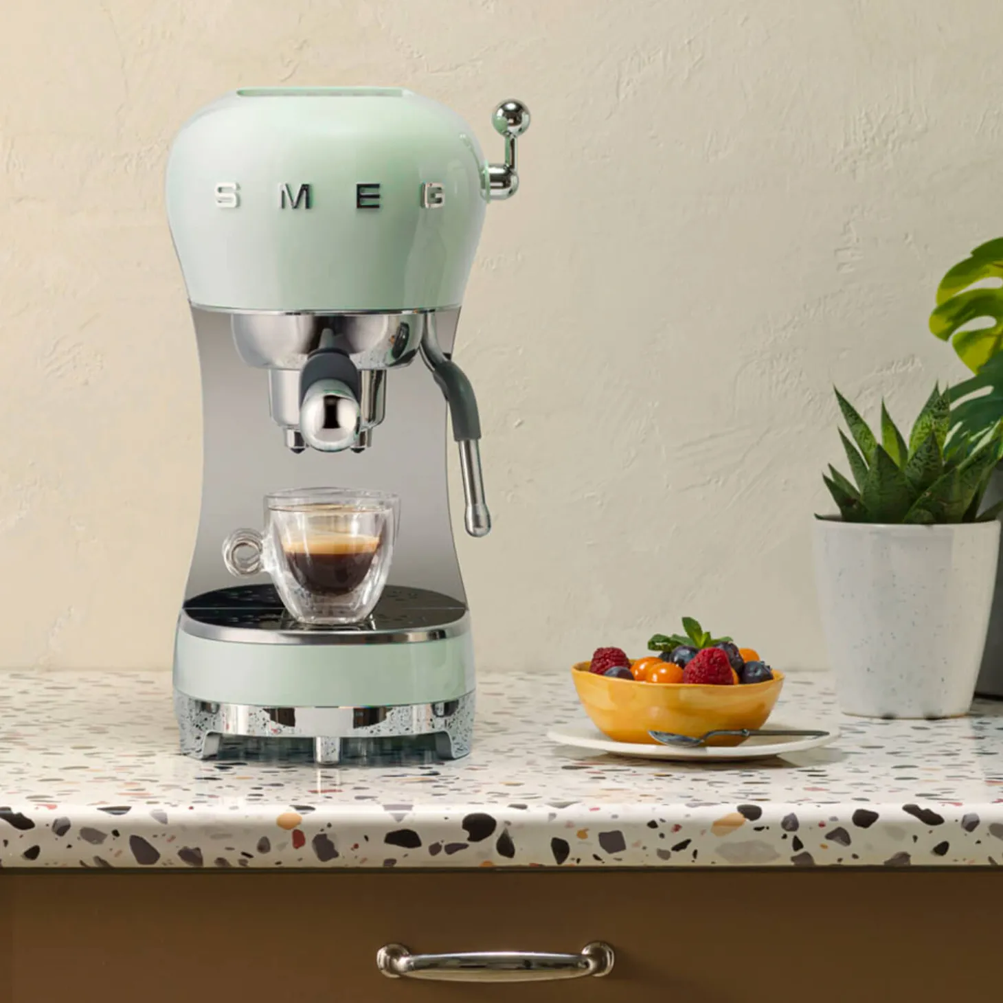 Smeg 50's Style Retro ECF02 Espresso Coffee Machine - Pastel Green