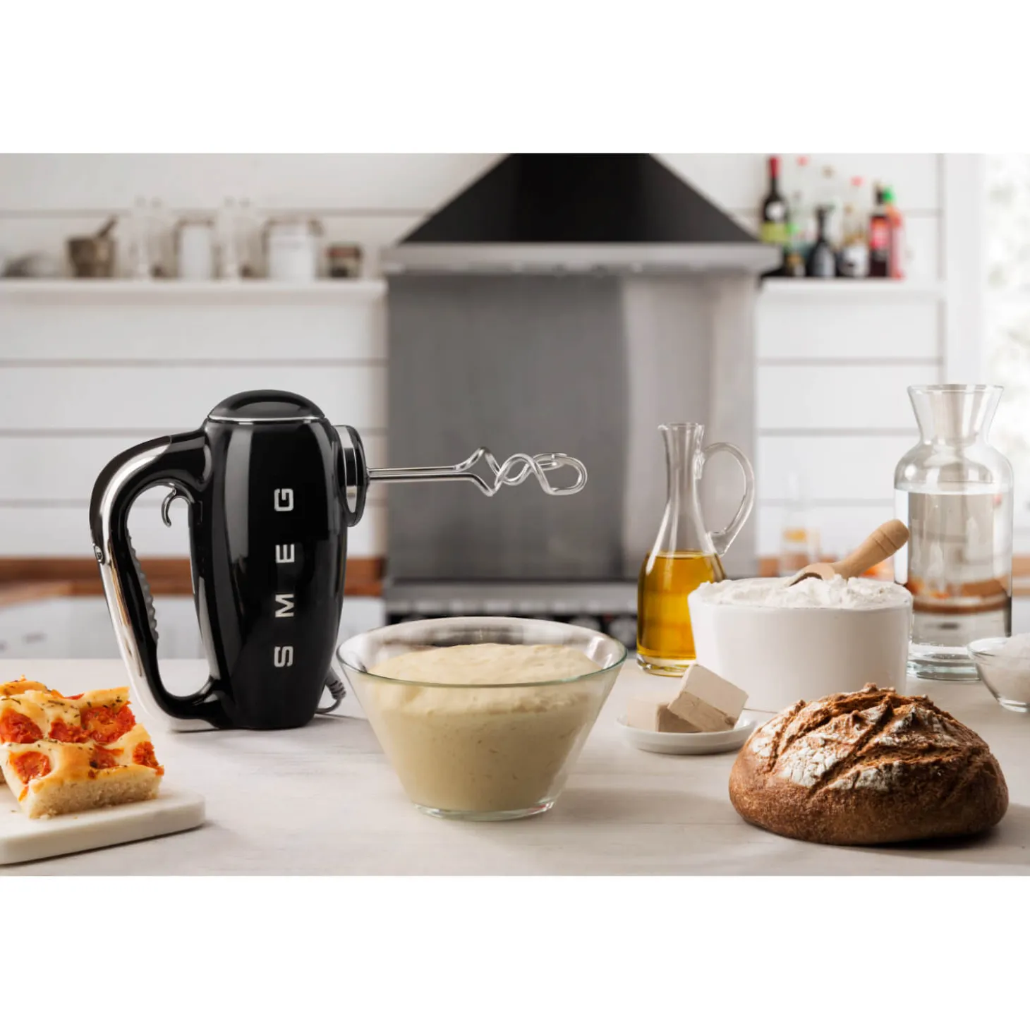 Smeg 50's Style Retro HMF01 Hand Mixer - Black