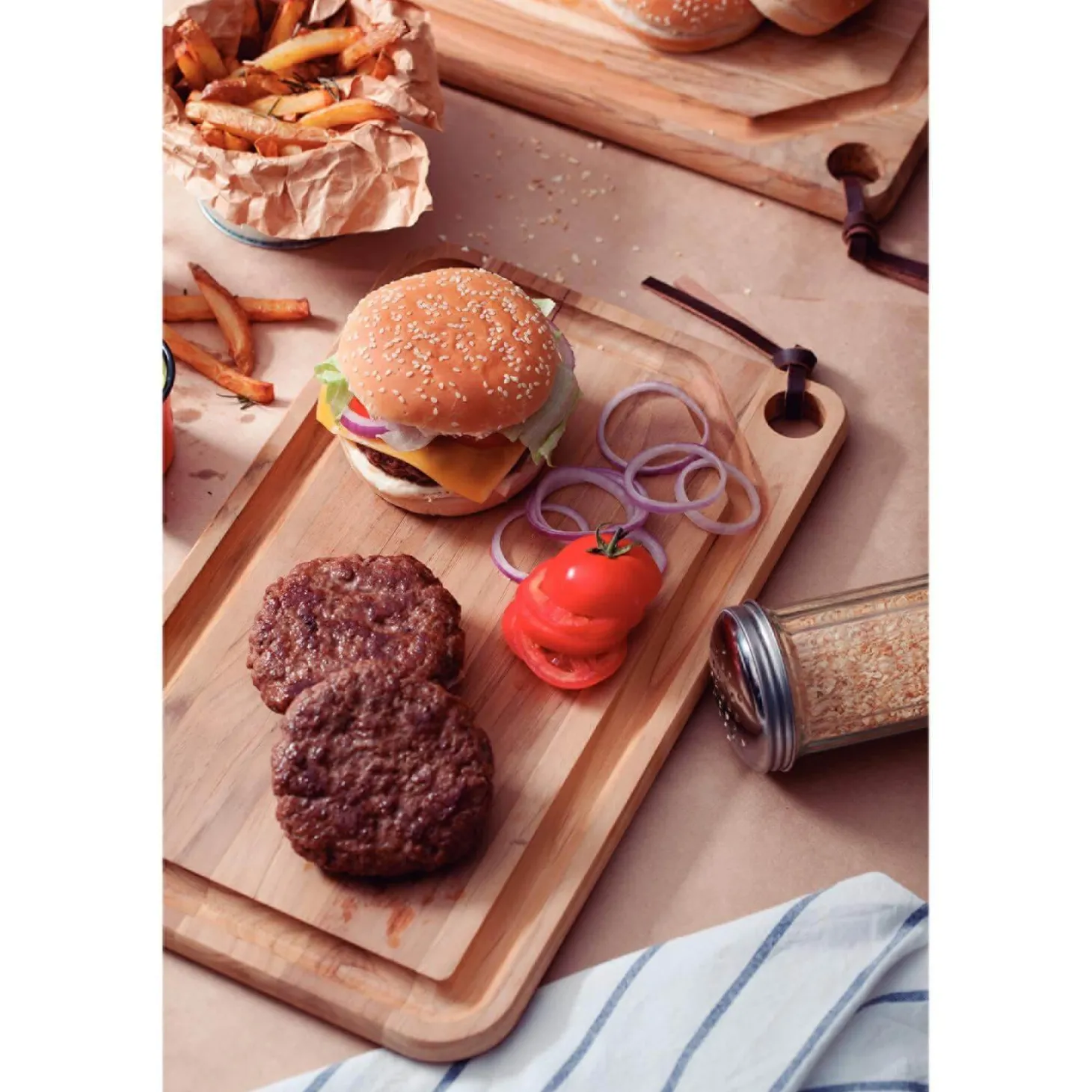 Tramontina Teak 33cm x 20cm Chopping Board