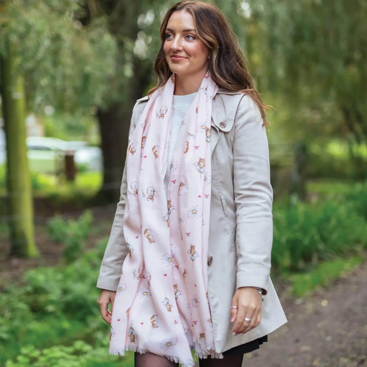 Wrendale Designs Everyday Scarf - Oops A Daisy - Mouse