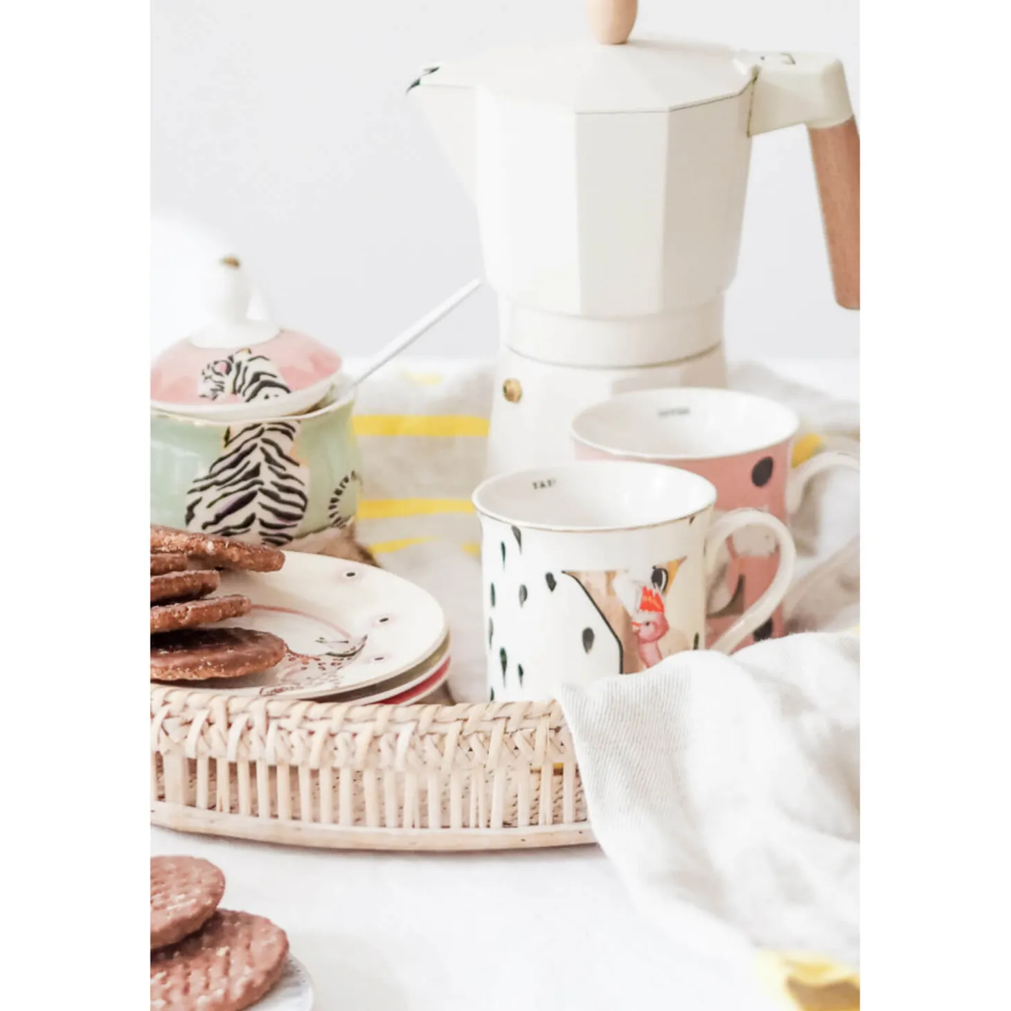 Yvonne Ellen Bone China 330ml Alphabet Mug - W