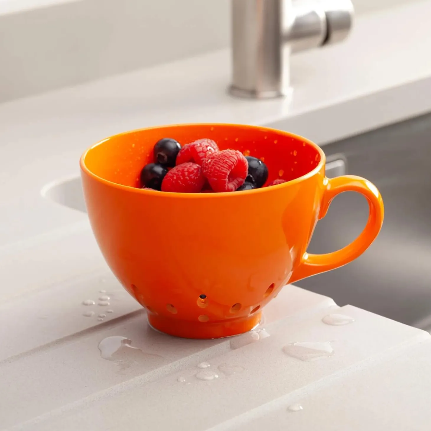 Zeal Berry 10cm Melamine Colander with Handle - Orange