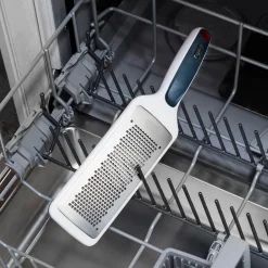 Zyliss Smooth Glide Fine Grater - White
