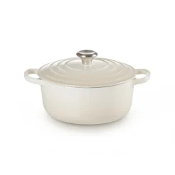Le Creuset Signature Cast Iron 20cm Round Casserole - Meringue